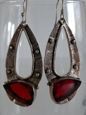 Vintage Brutalist Sterling Silver Bold Red Gemstone Teardrop Pierced Earrings